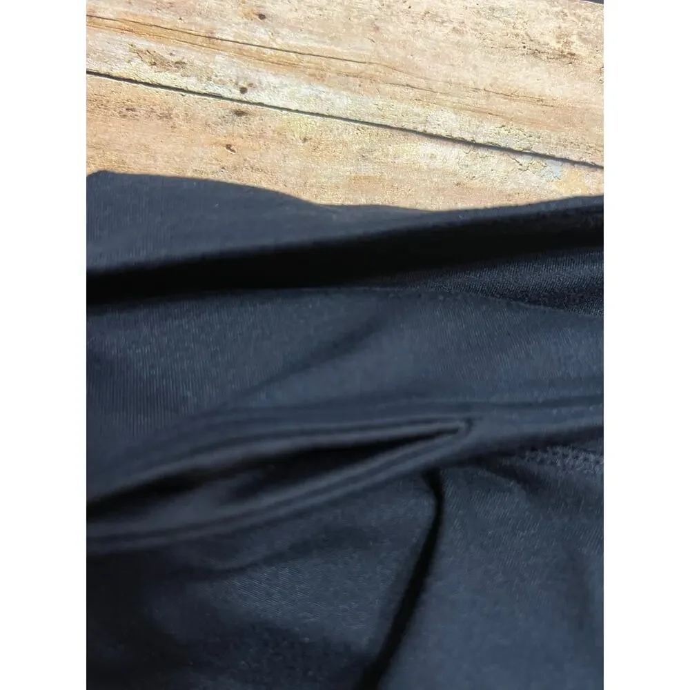 Fabletics Marina Capri Cropped Leggings Pants Size XL Color - Black - Picture 9 of 9